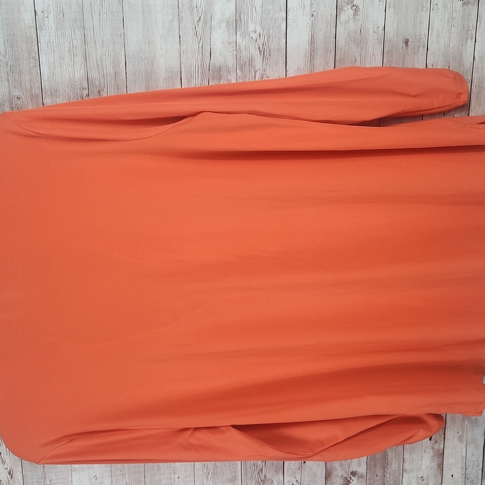 Anne klein, Women's orange top. Gold hardware on the opening of the collar. - Picture 10 of 10
